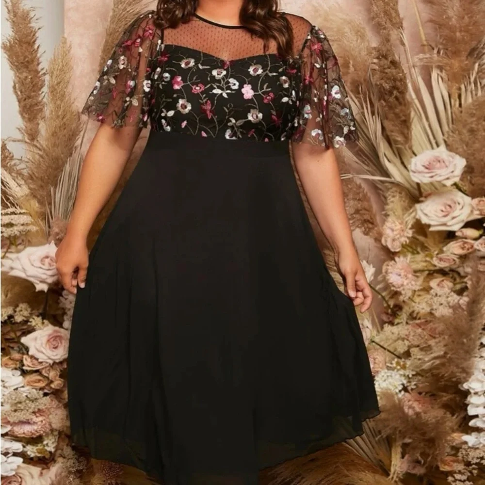 Black  floral  embroidered mesh party holidays dress_4